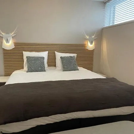 Le Lièvre Debout - Et Sauna Francorchamps